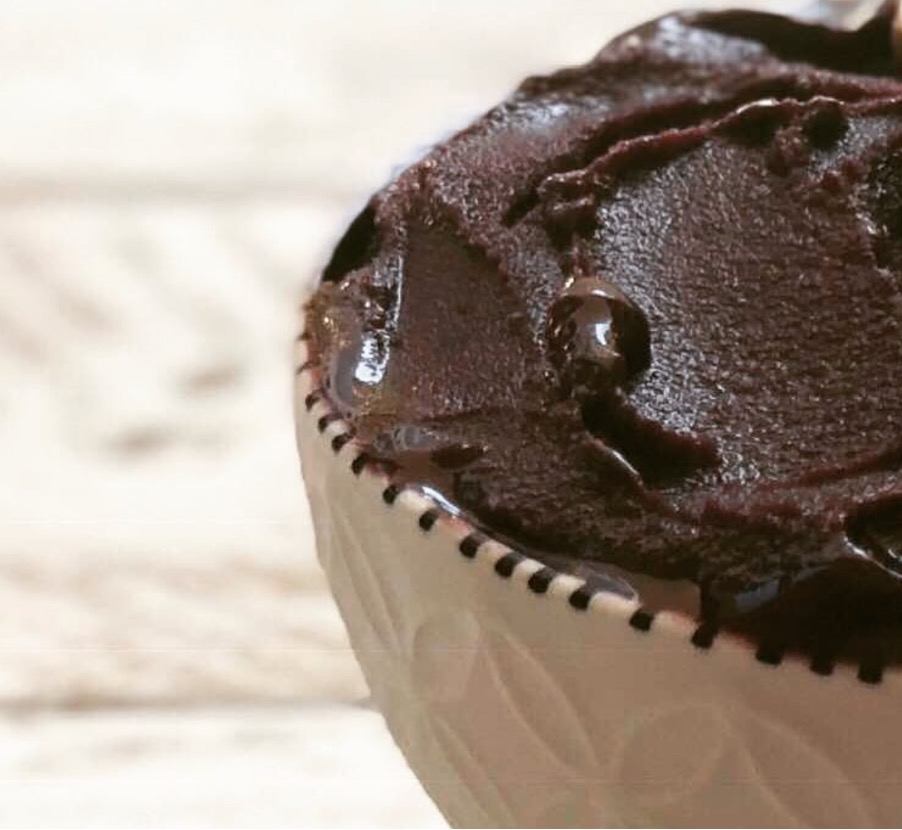 Acai raw or processed? A bowl of pure acai processed.