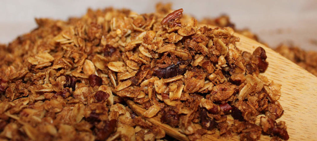 granola 10 delicious acai bowl toppings 1